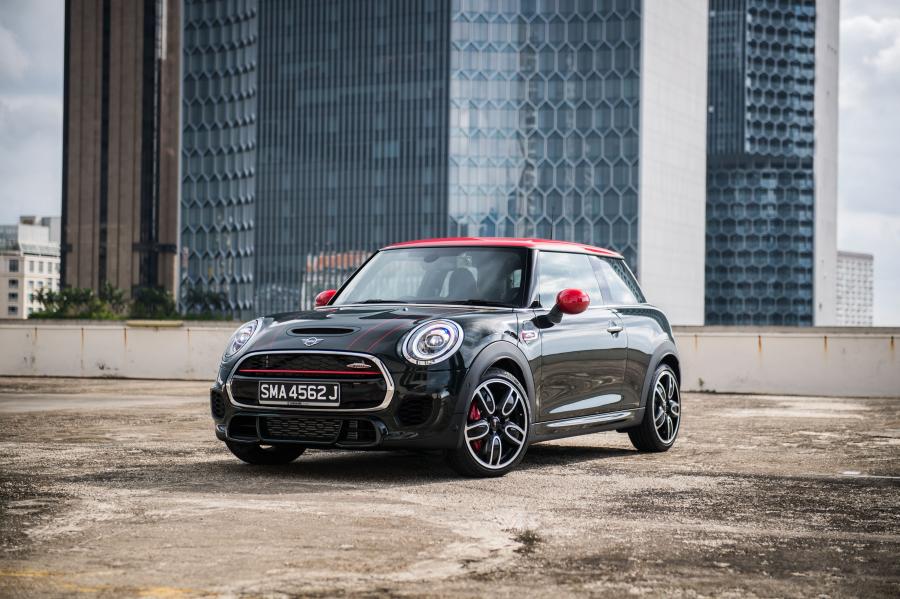  Mini John Cooper Works (F56) 2018 года  (SG) (фото 1 из 19)